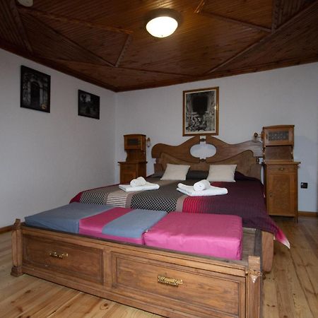 Старата баkалия The old grocery, guest rooms Балчик Экстерьер фото