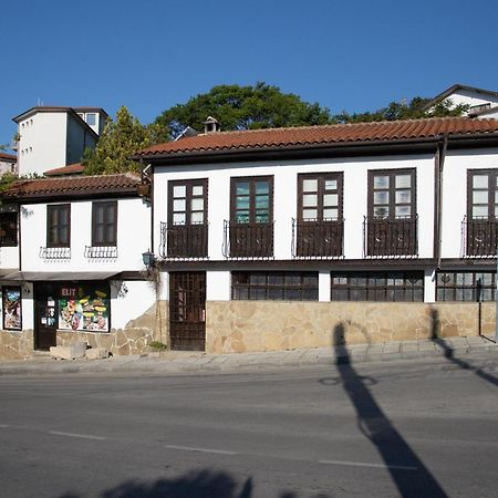 Старата баkалия The old grocery, guest rooms Балчик Экстерьер фото
