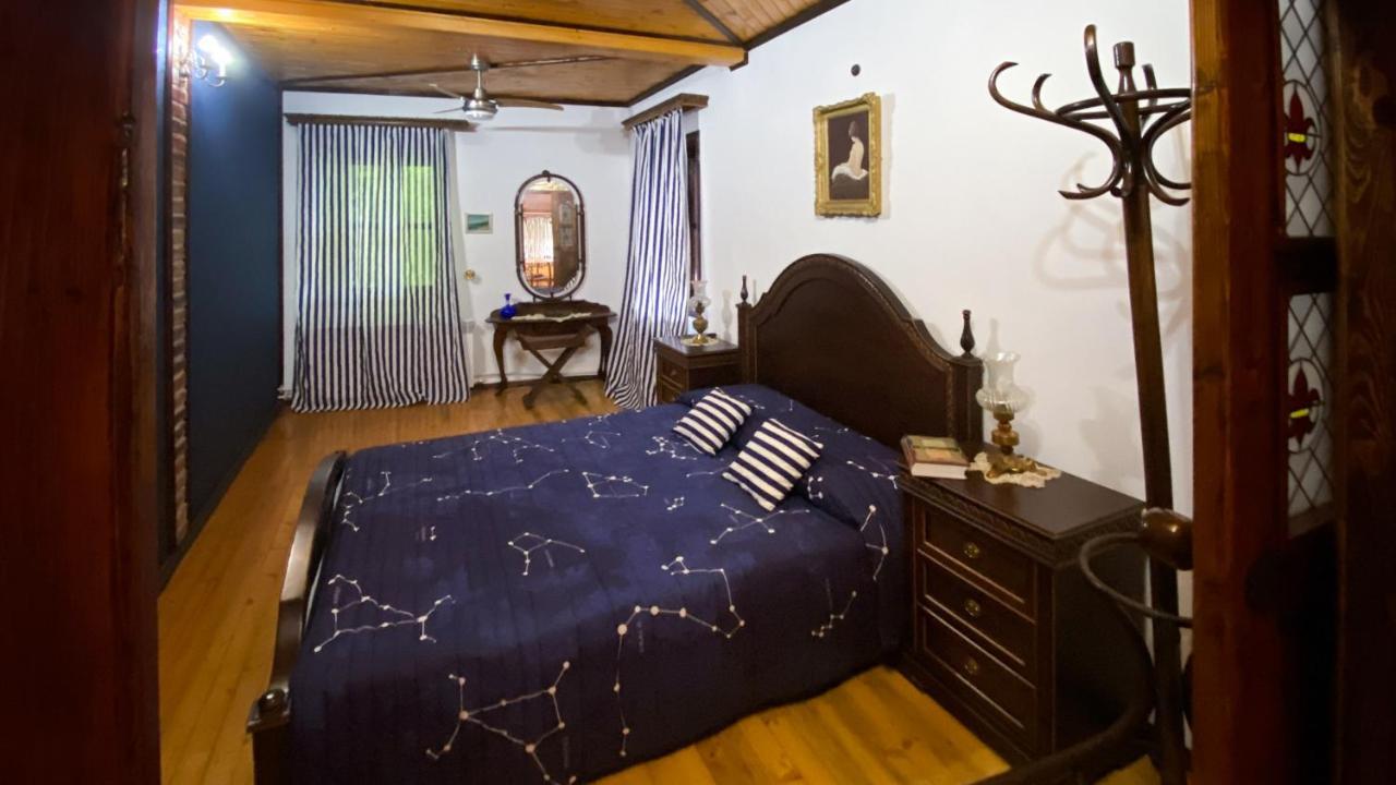 Старата баkалия The old grocery, guest rooms Балчик Экстерьер фото
