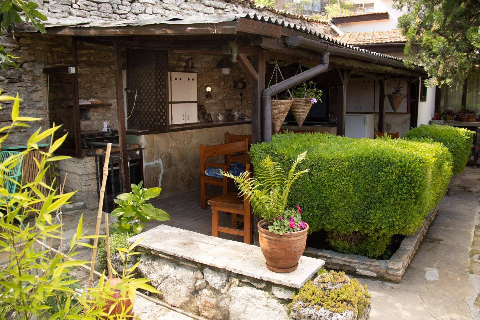 Старата баkалия The old grocery, guest rooms Балчик Экстерьер фото